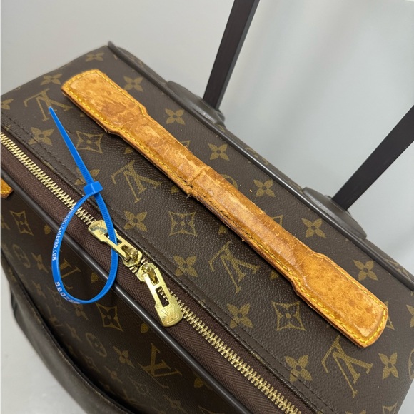 Authentic Louis Vuitton Monogram Pegase 45 Travel Suitcase - Picture 4 of 10